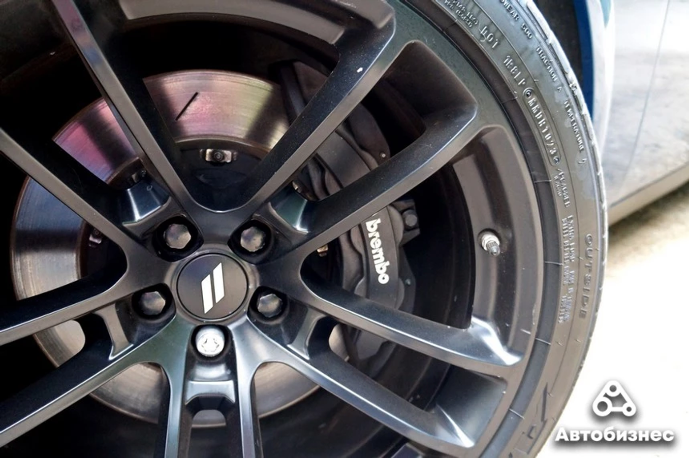 Тест Dodge Challenger 6.4 R/T Scat Pack: серийный убийца