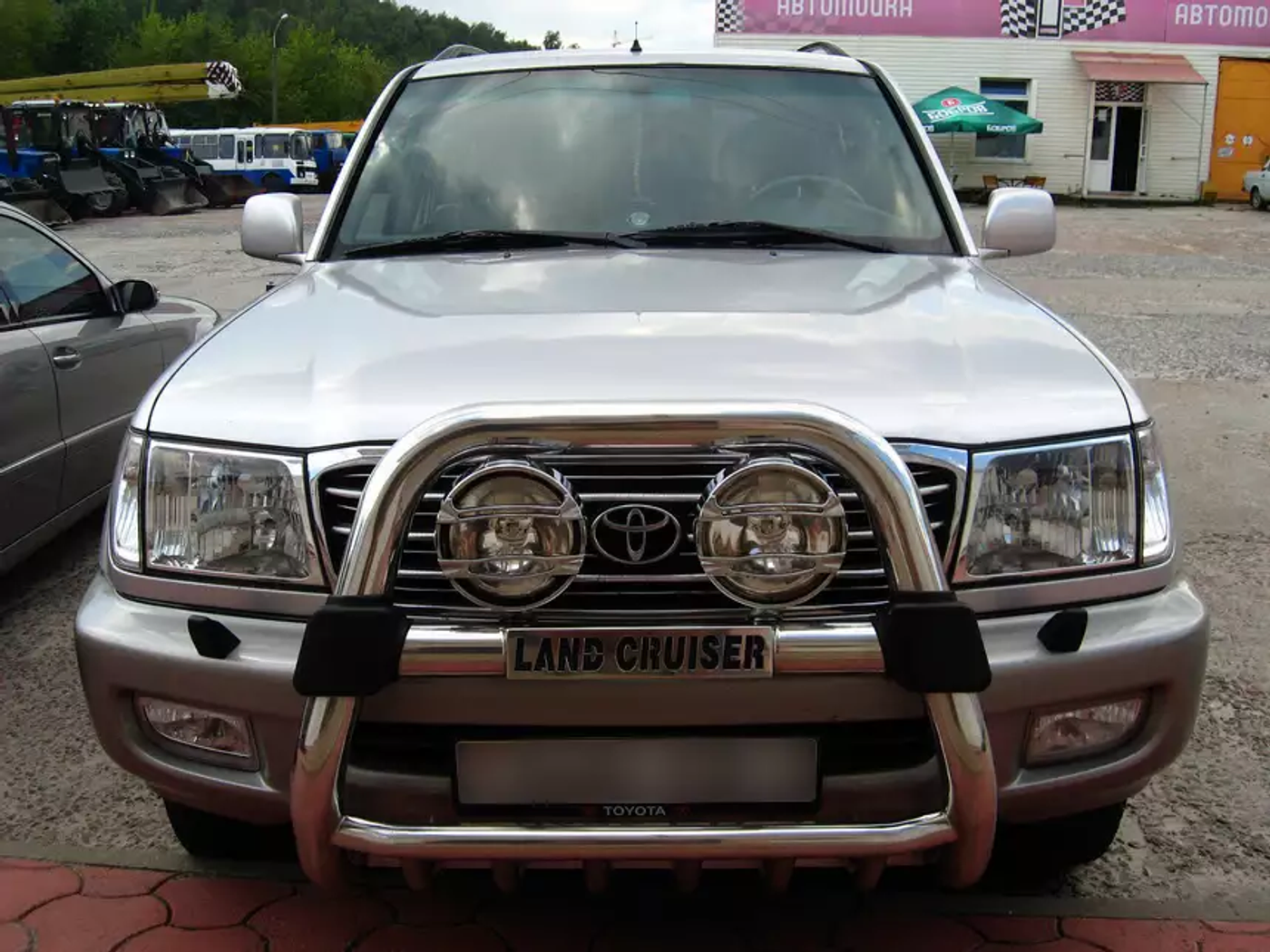 «Вечный автомобиль». Мнение владельца Toyota Land Cruiser 100