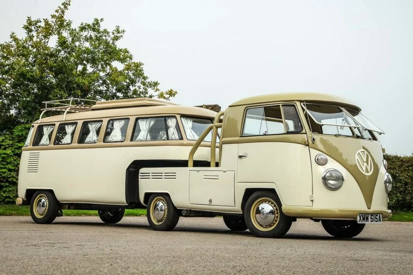 Оригинальный кемпер VW Type 2 выставили на аукцион