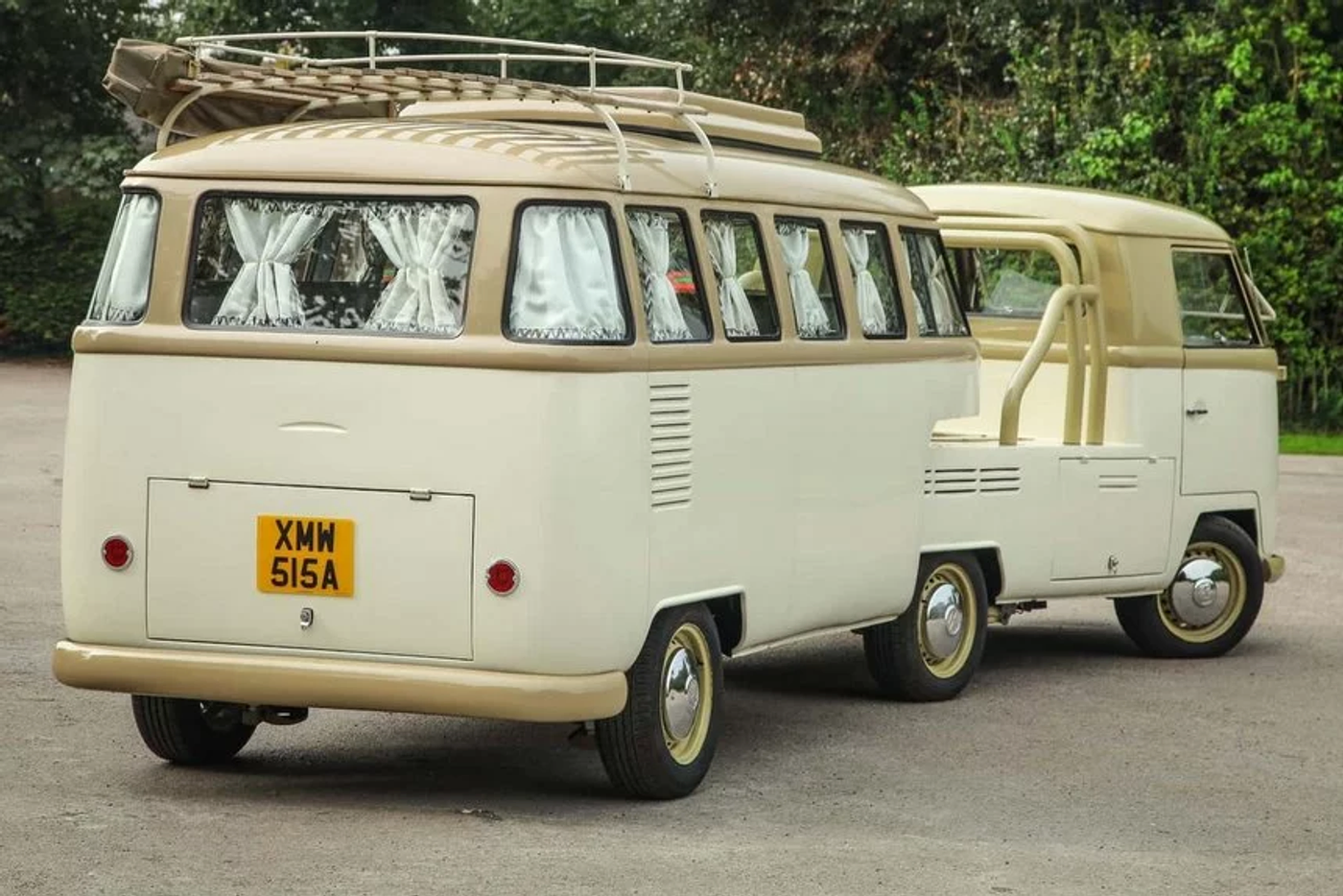 Оригинальный кемпер VW Type 2 выставили на аукцион
