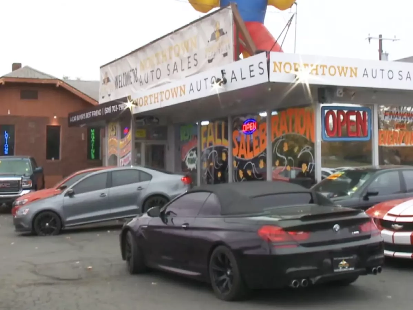У автодилера похитили сразу девять автомобилей