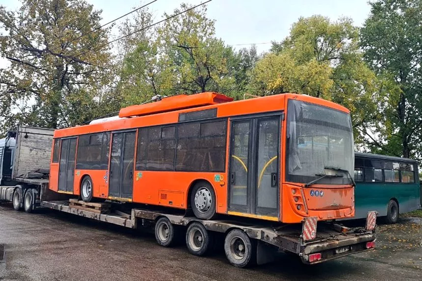 Троллейбусы из Беларуси тралами доставили в Хабаровск