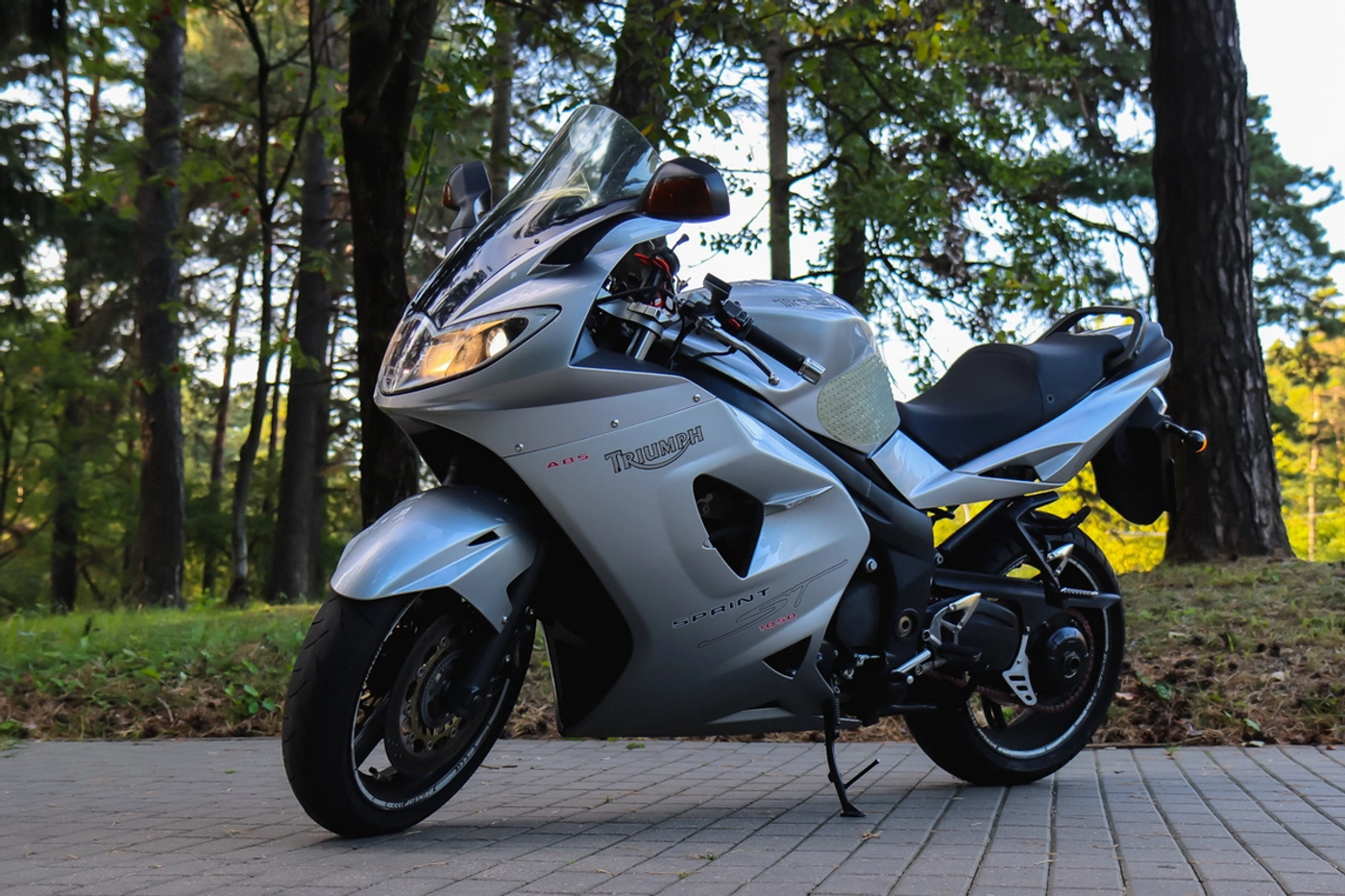 Мотопара на Triumph Sprint ST 1050: четыре года в компании с «британцем»