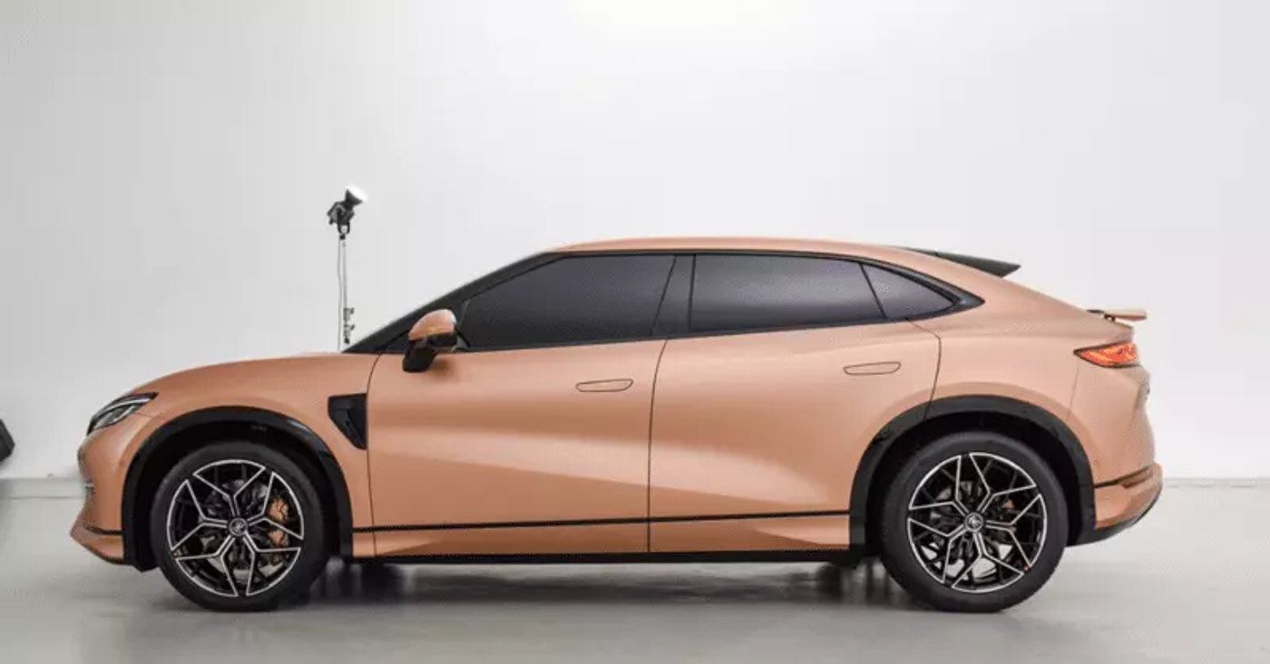 BYD показал тизерные изображения интерьера внедорожника Song L