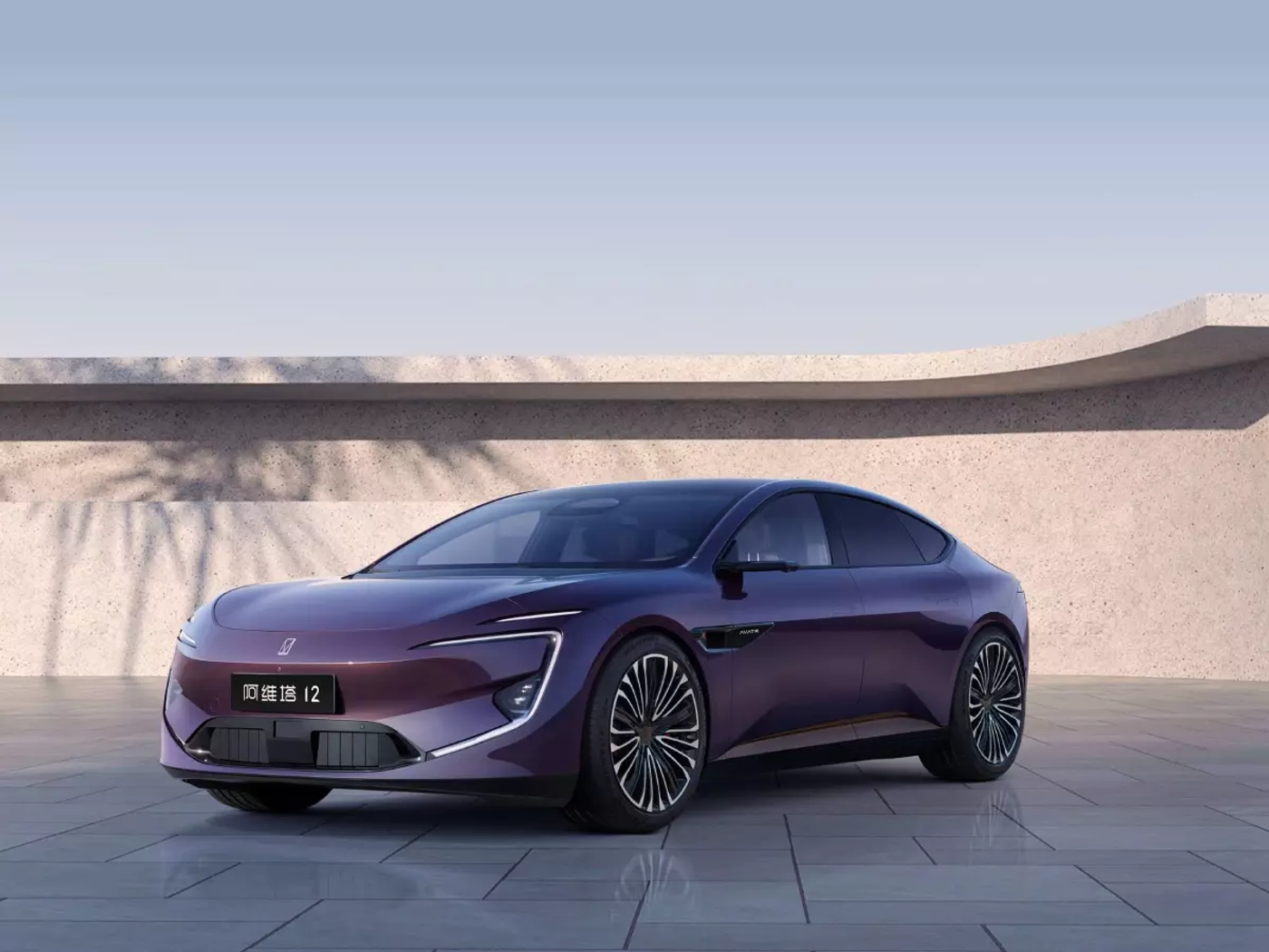 Avatr 12: новый электрический седан от Huawei-CATL-Changan