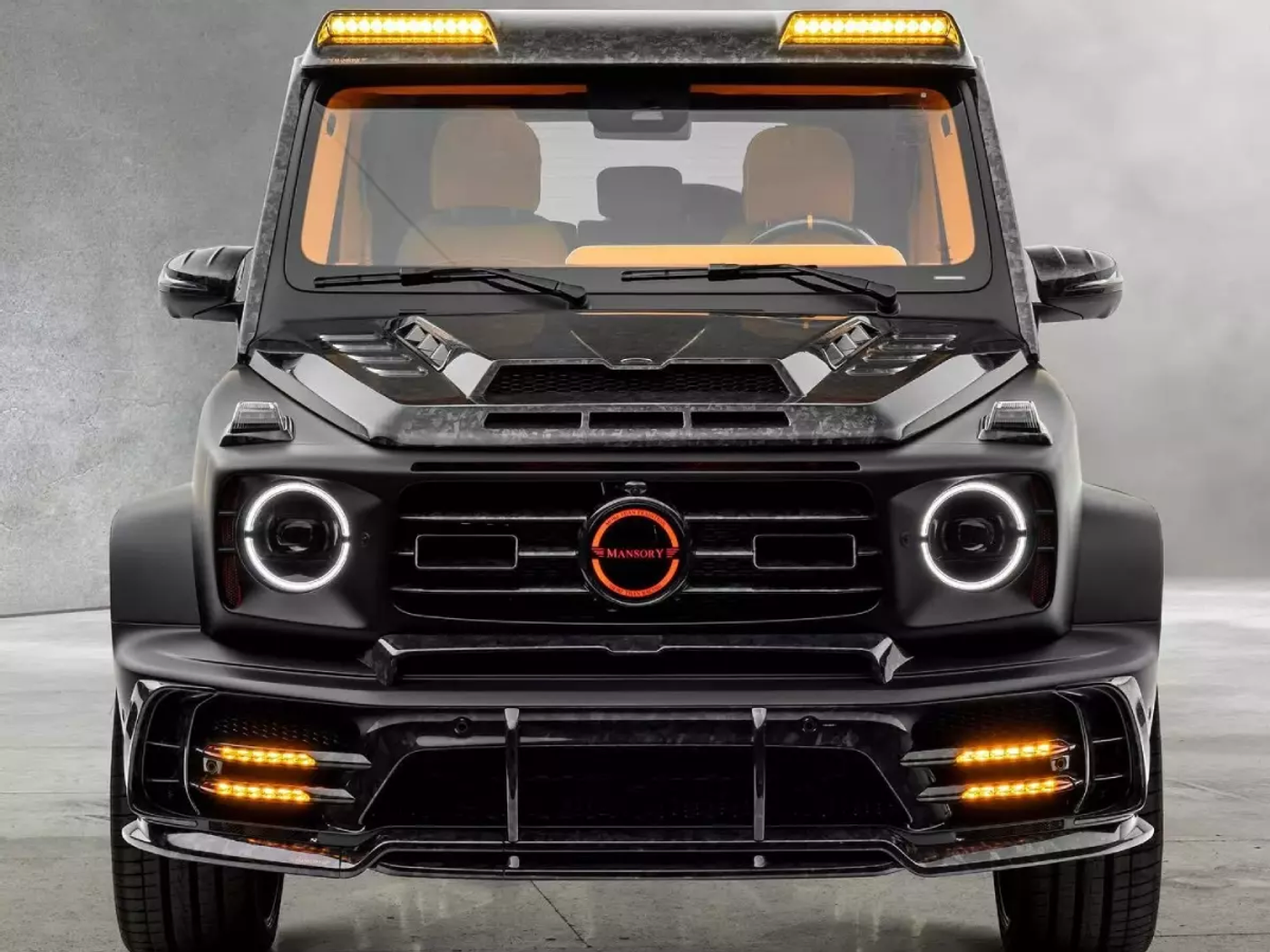 Тюнинг Mercedes-Benz G-Class: оранжевый салон и увеличенная мощность