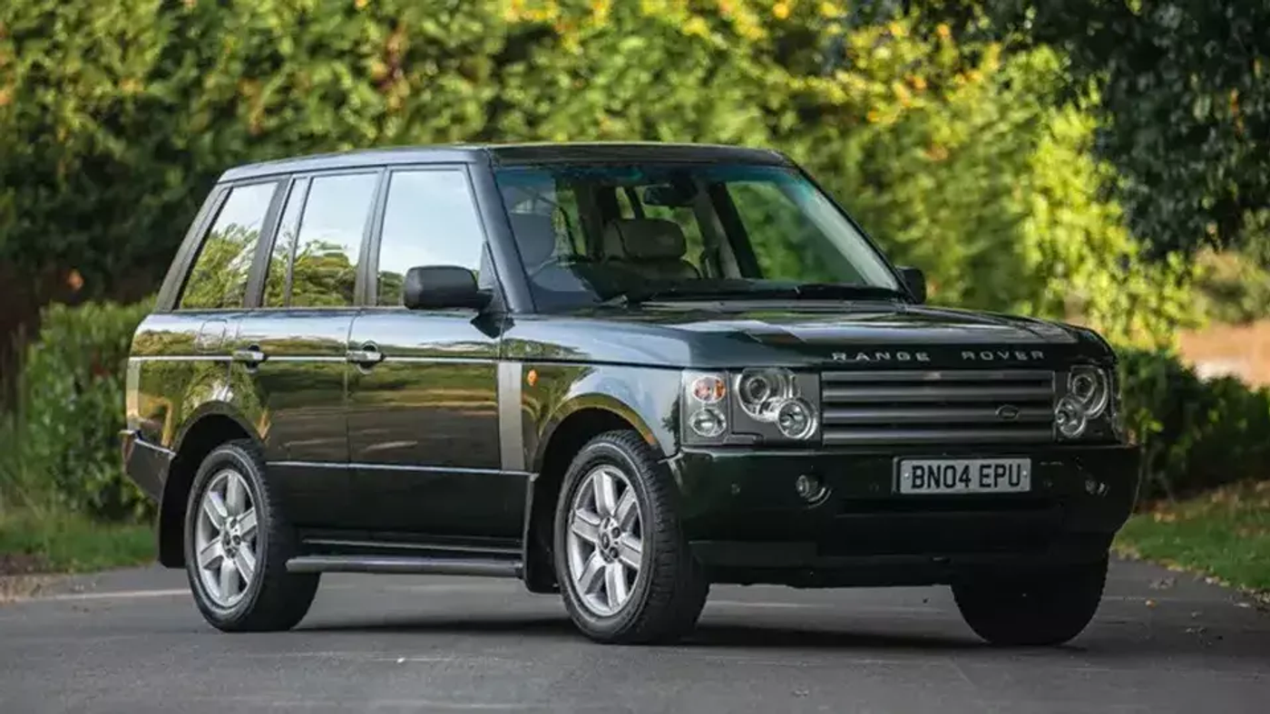 Range Rover 2004 года королевы Елизаветы II продадут с аукциона