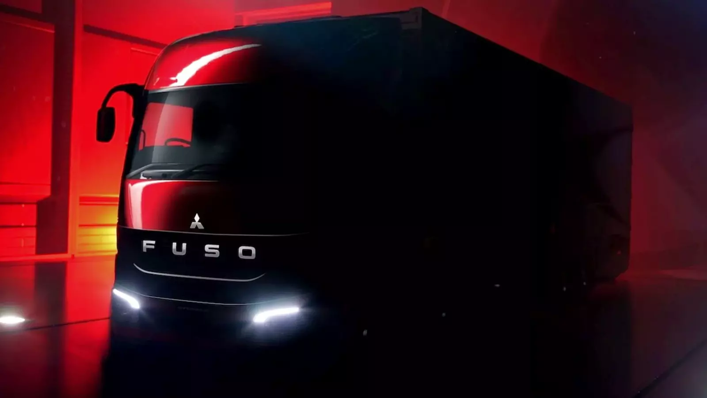 Mitsubishi показала тизер нового грузовика