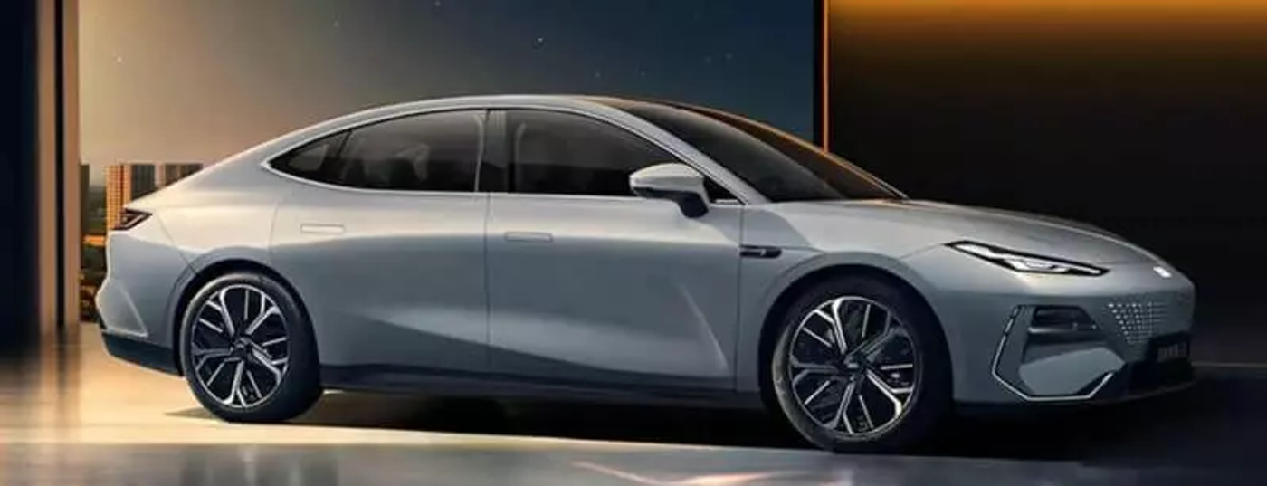 Geely Galaxy E8: новый электрический седан с запасом хода 665 километров