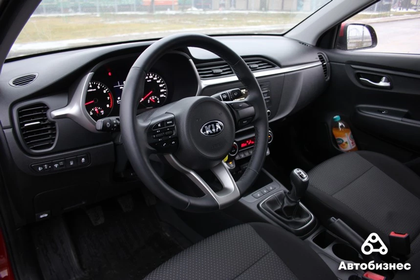 Жалобы владельцев Kia Rio IV: «грыжи» тормозных шлангов и вздутия краски