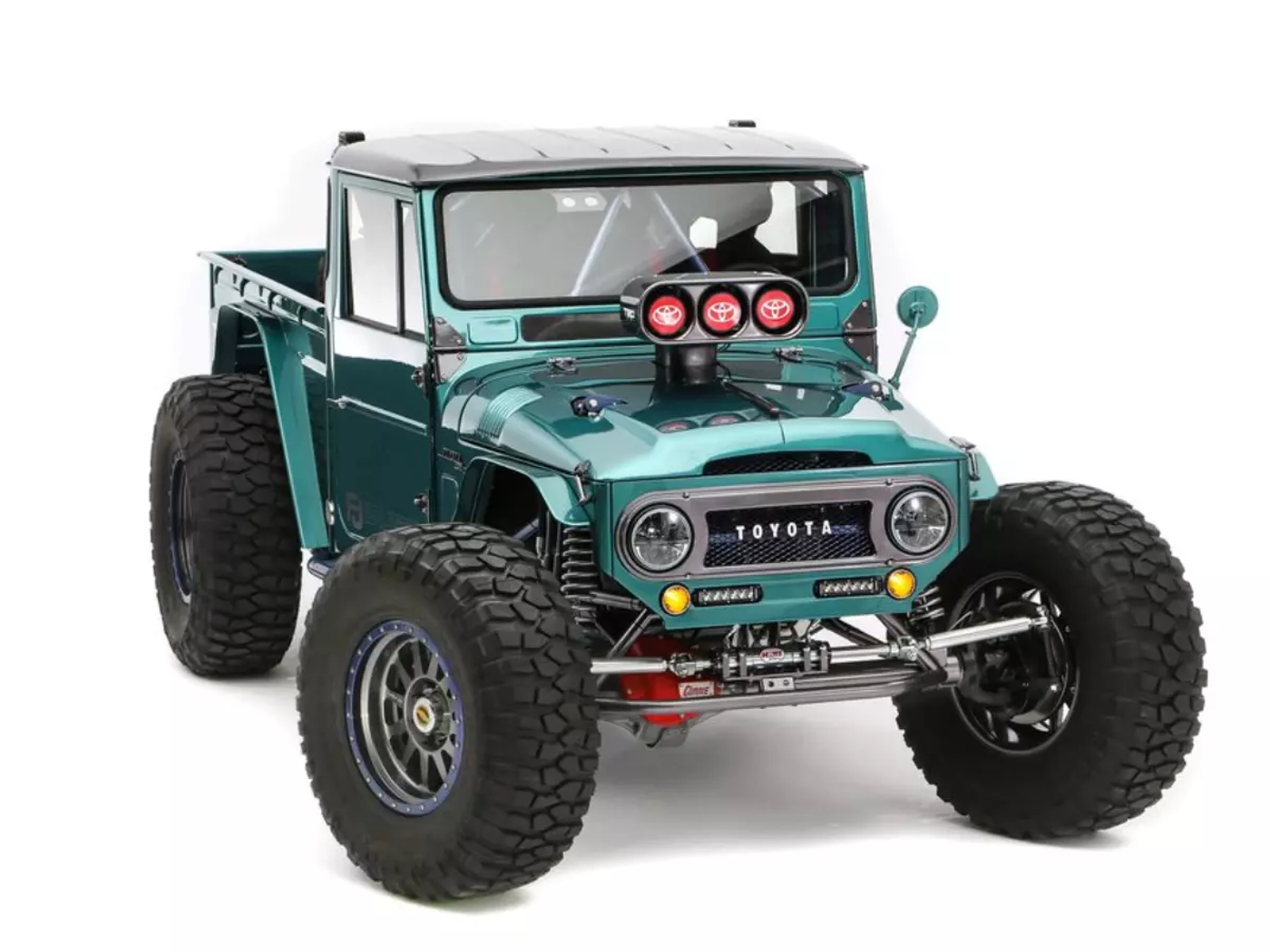 Что Toyota показала на выставке SEMA 2023