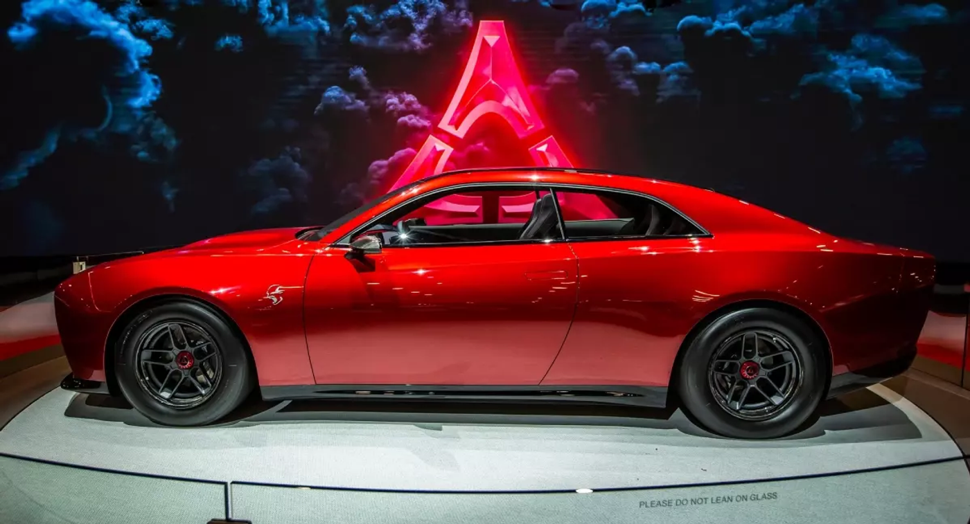 Электрический Dodge Charger будет доступен в трех вариантах