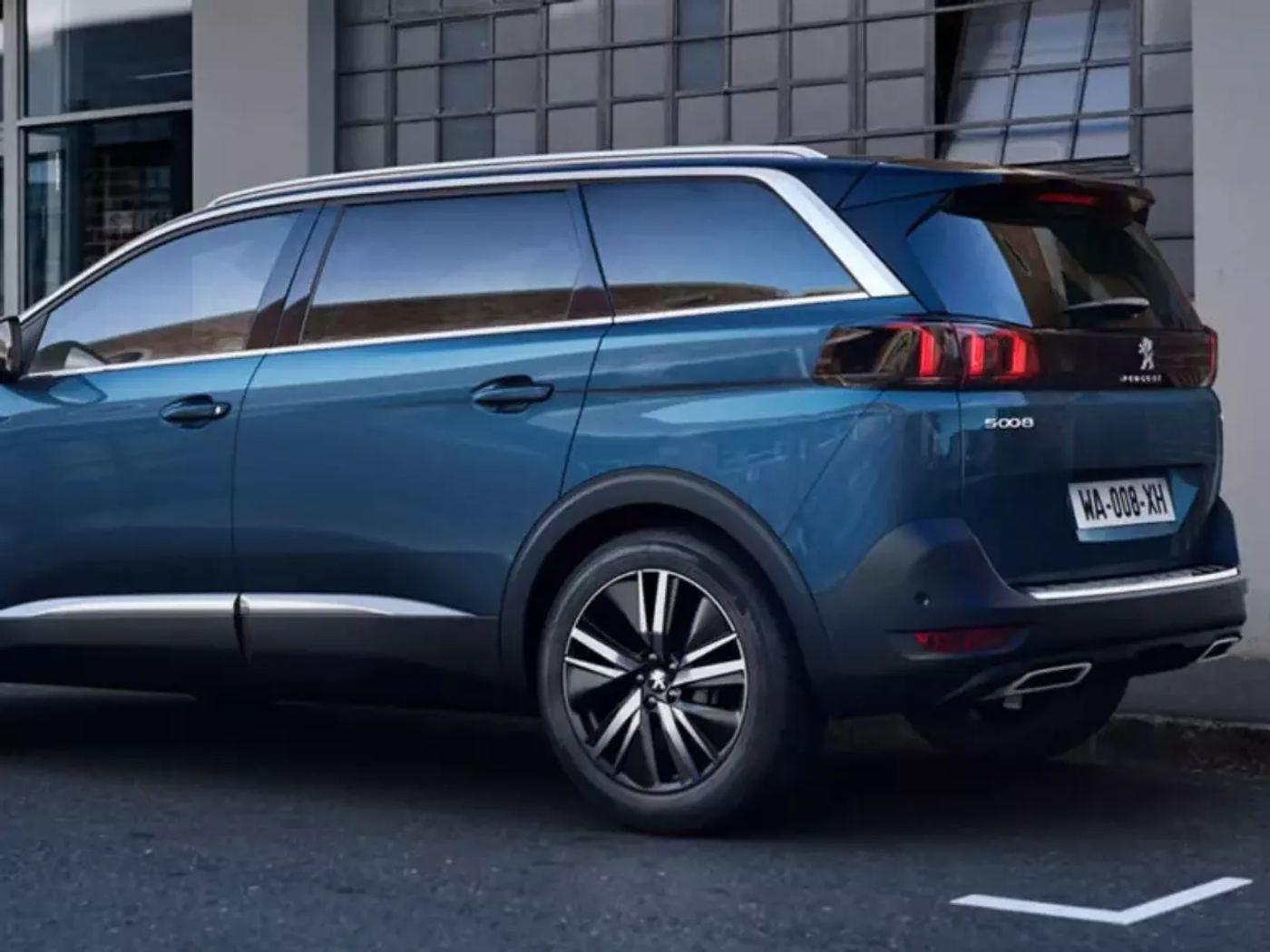 Следующее поколение Peugeot 5008 выйдет в 2024 году