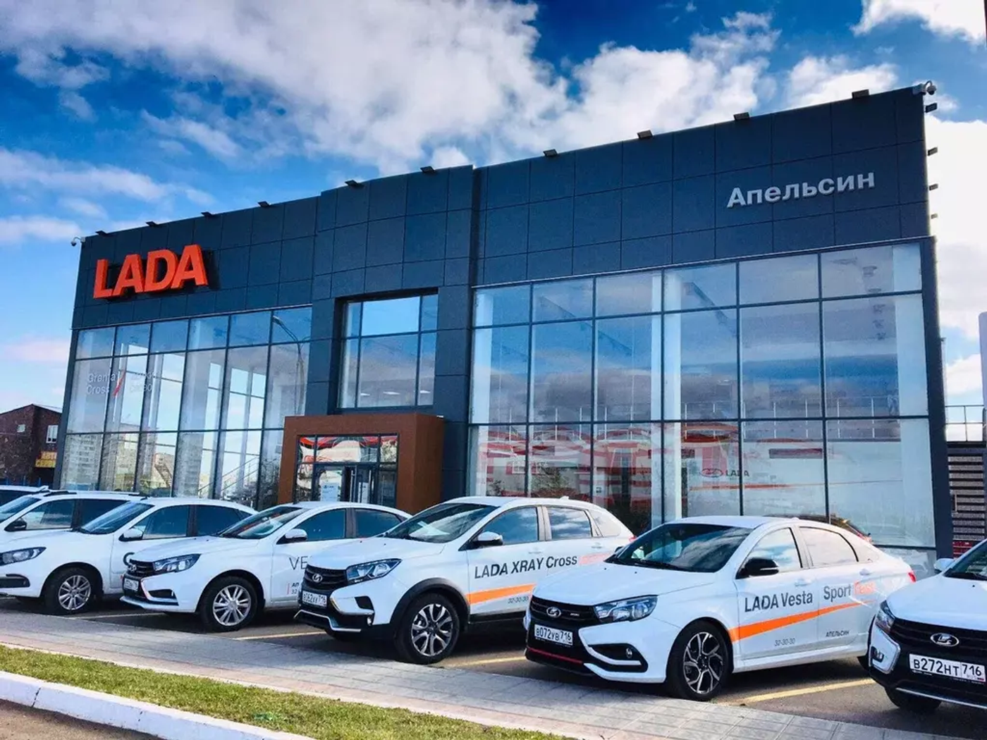 В России в октябре продали более 112 тысяч новых автомобилей