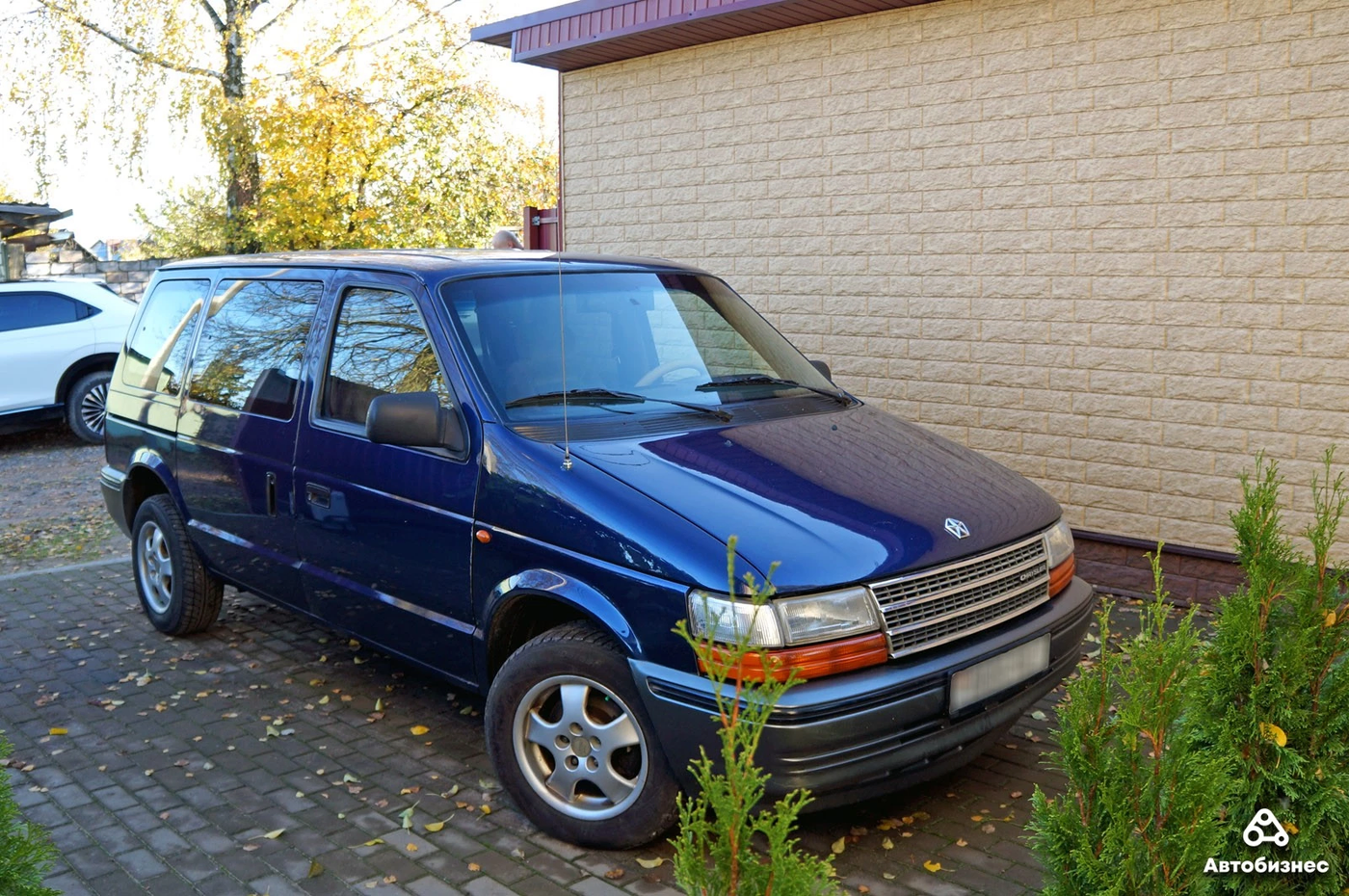 Chrysler Voyager 2 внешний вид