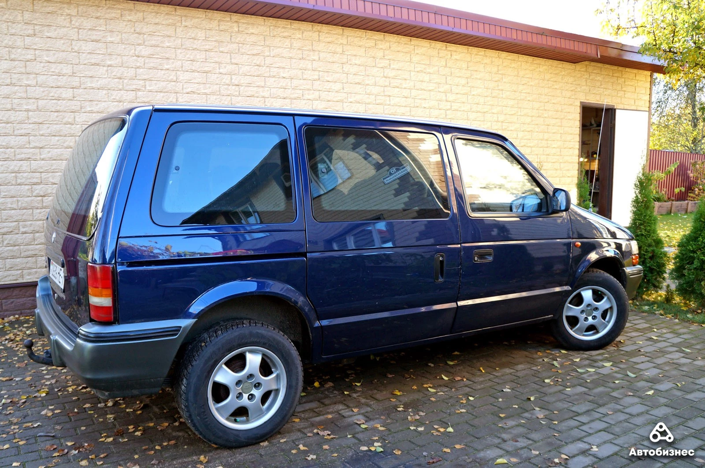 Chrysler Voyager 2 внешний вид