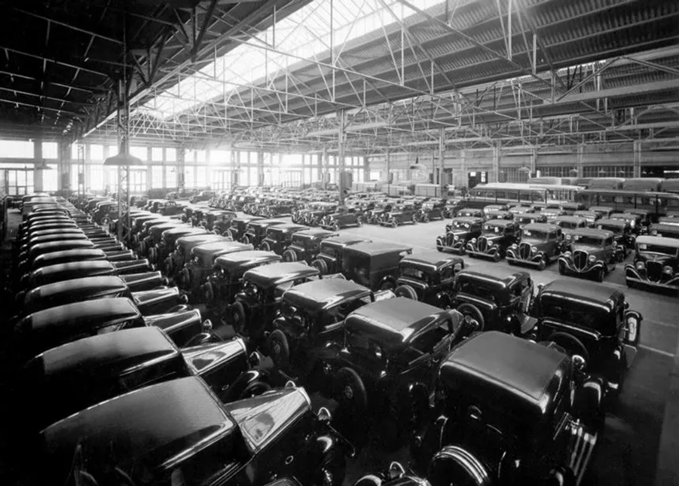 Вспоминаем 100-летний завод FIAT, который может впечатлить и сегодня