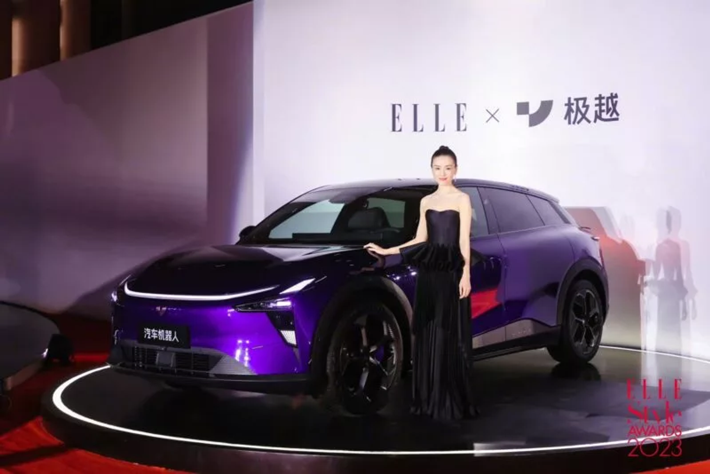 Geely и Baidu работают над электрическим седаном мощностью 544 лошадиные силы