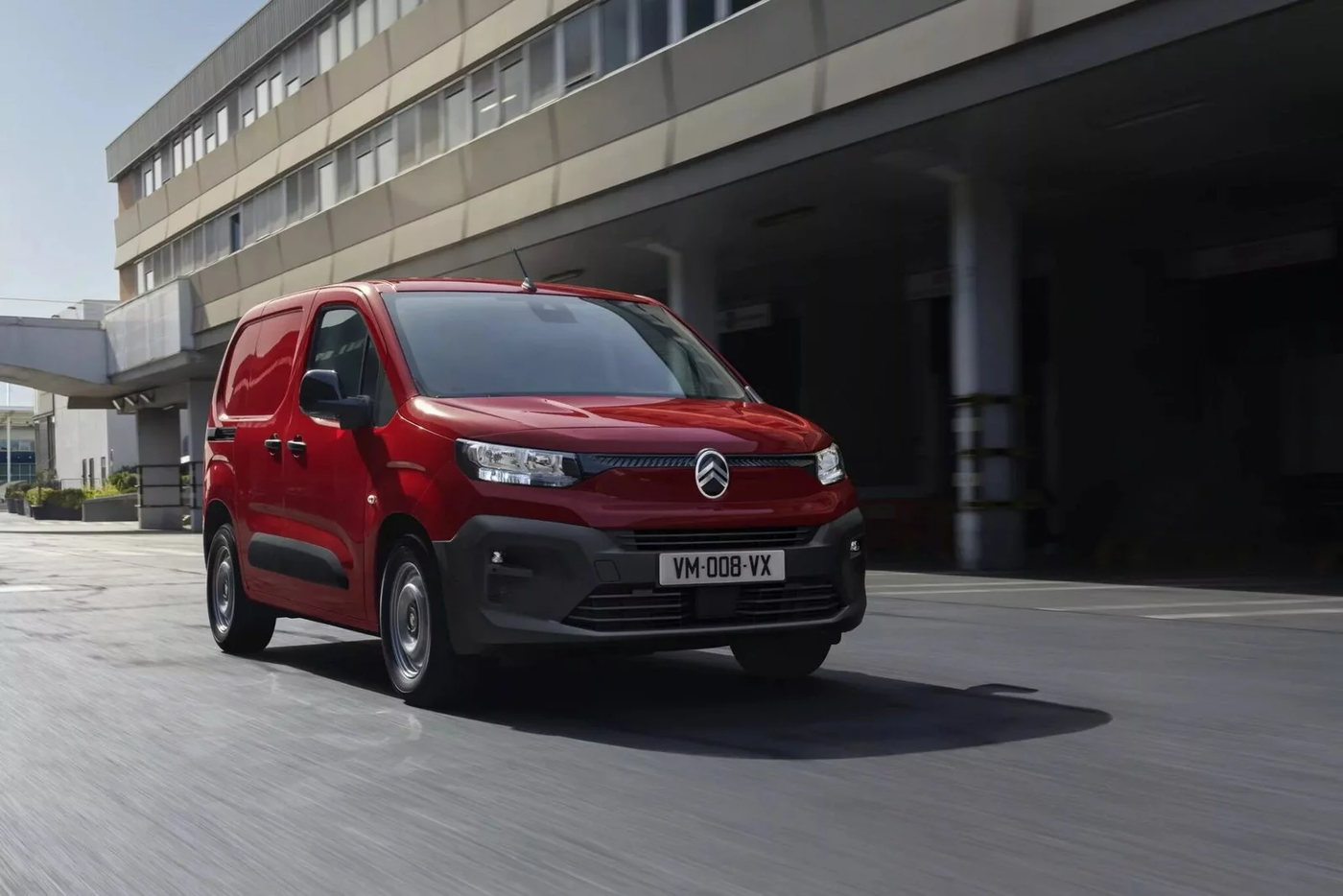 Обновленные «каблучки» и фургоны Fiat, Citroёn, Peugeot и Opel: электромобили в приоритете