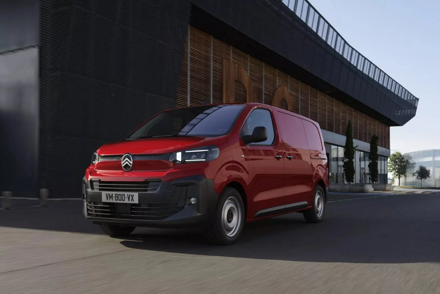 Обновленные «каблучки» и фургоны Fiat, Citroёn, Peugeot и Opel: электромобили в приоритете