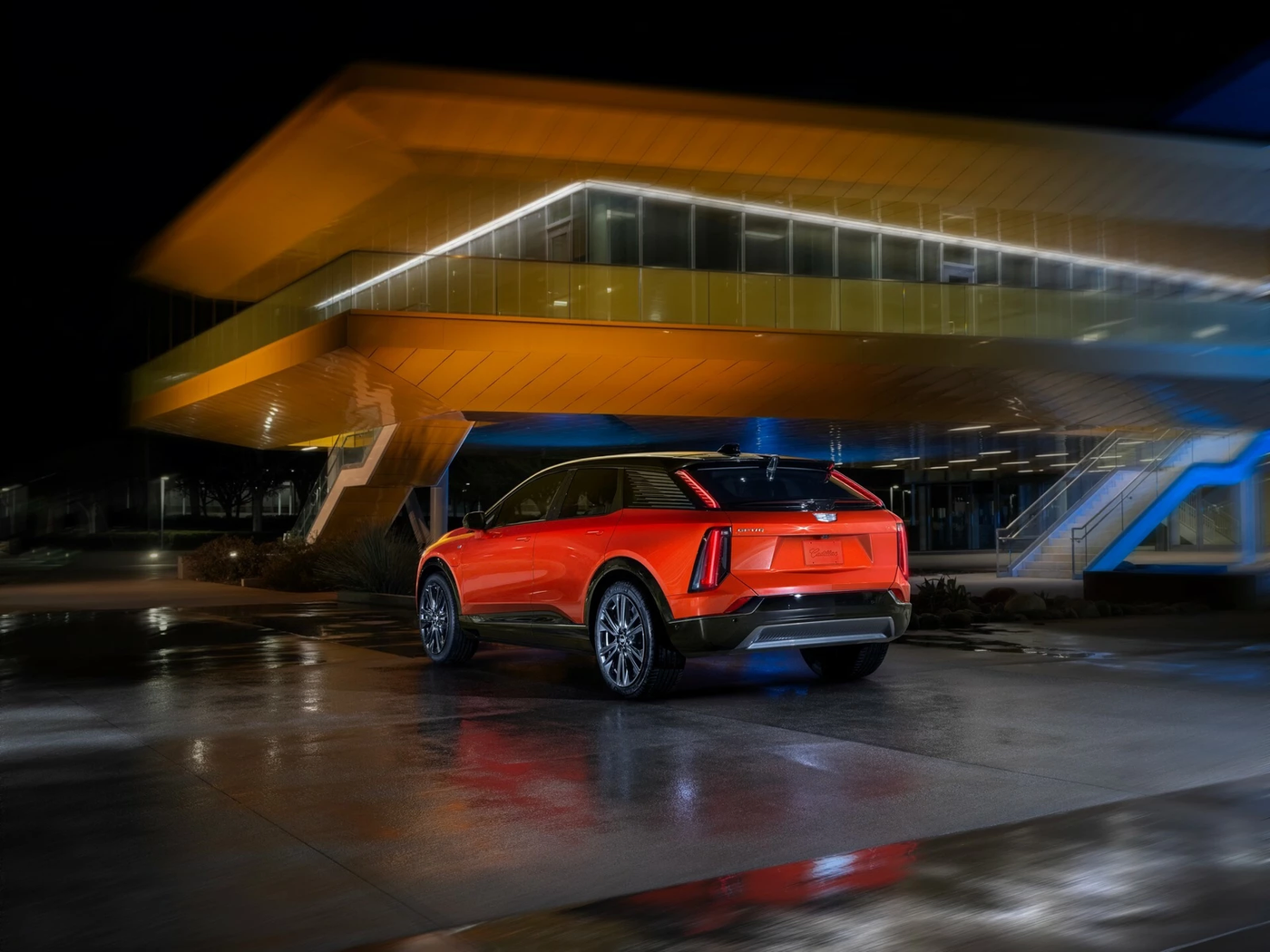 Cadillac рассекретил электрический кроссовер «начального уровня» – модель Optiq