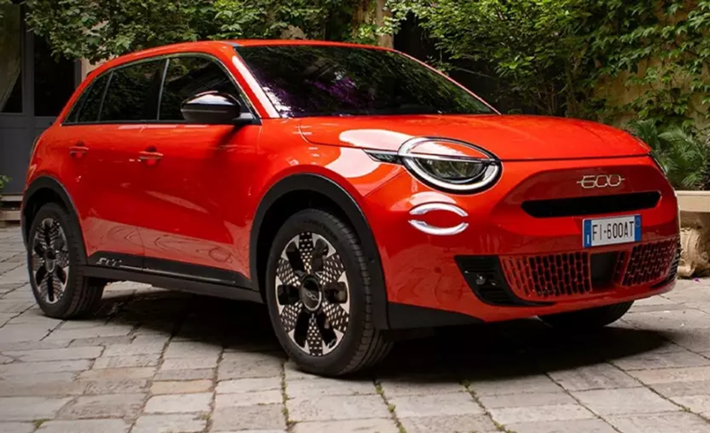 Гибридная версия нового Fiat значительно дешевле электромобиля