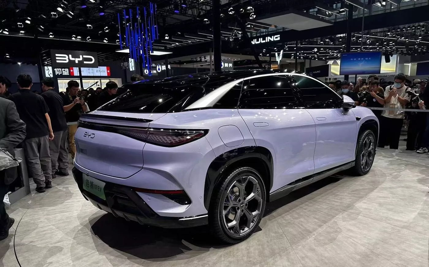 BYD представила конкурента Tesla Model Y – кроссовер Sea Lion 07
