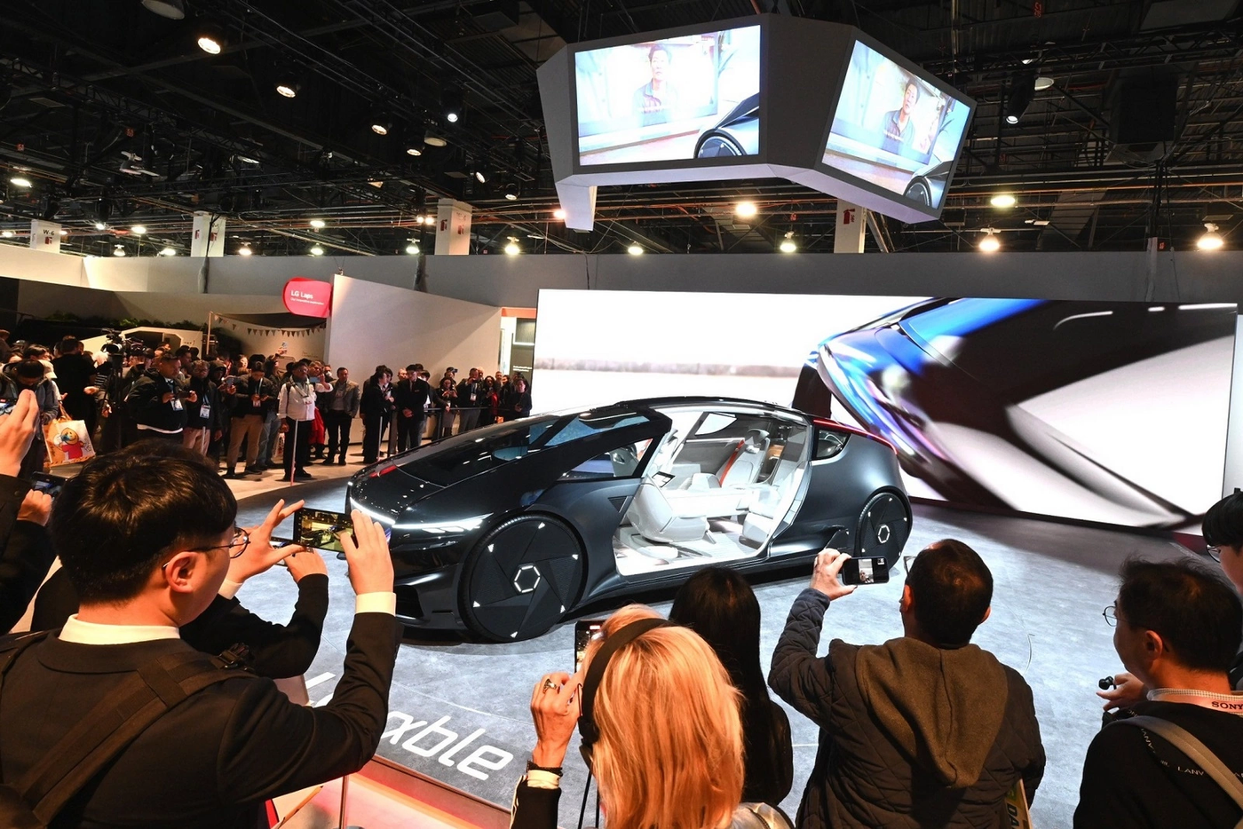Автомобили цифровой эпохи: дебюты выставки CES 2024