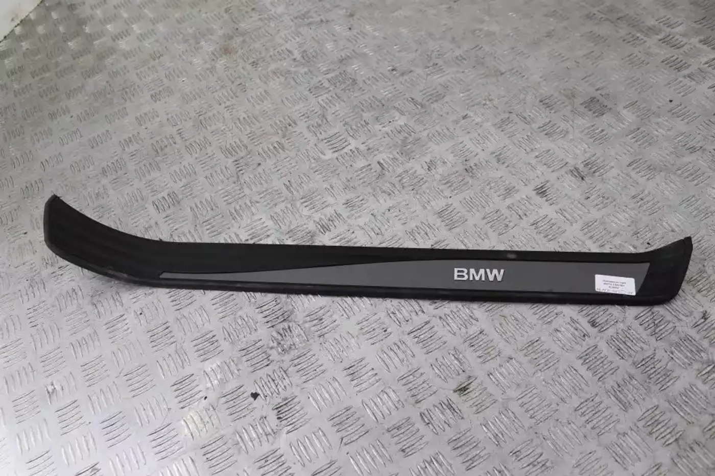 Накладка к BMW  2004