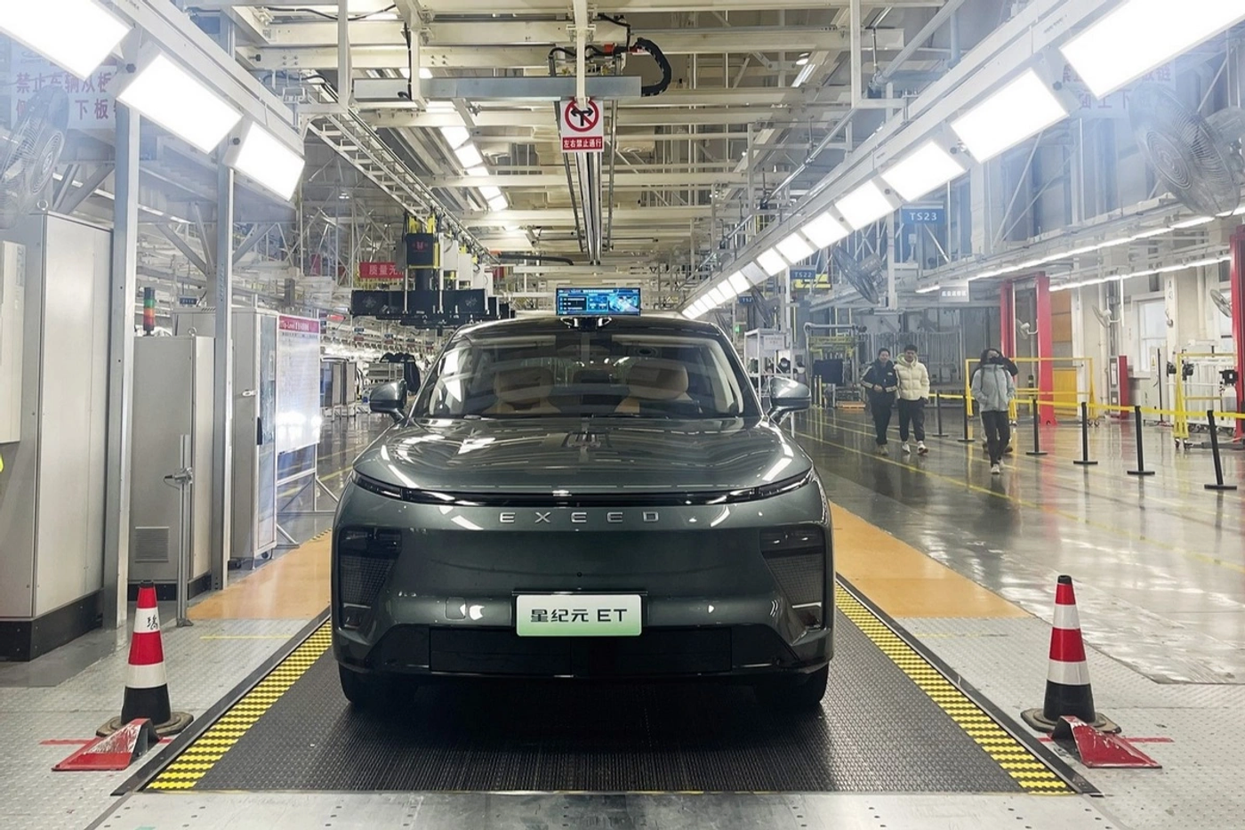 В Китае началось производство кроссовера Exeed Exlantix ET