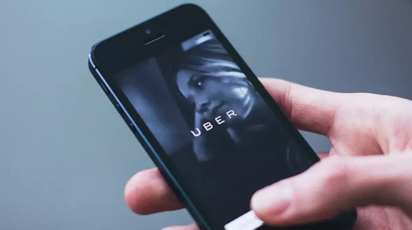 Водитель Uber три недели не глушил двигатель, чтобы выполнять заказы