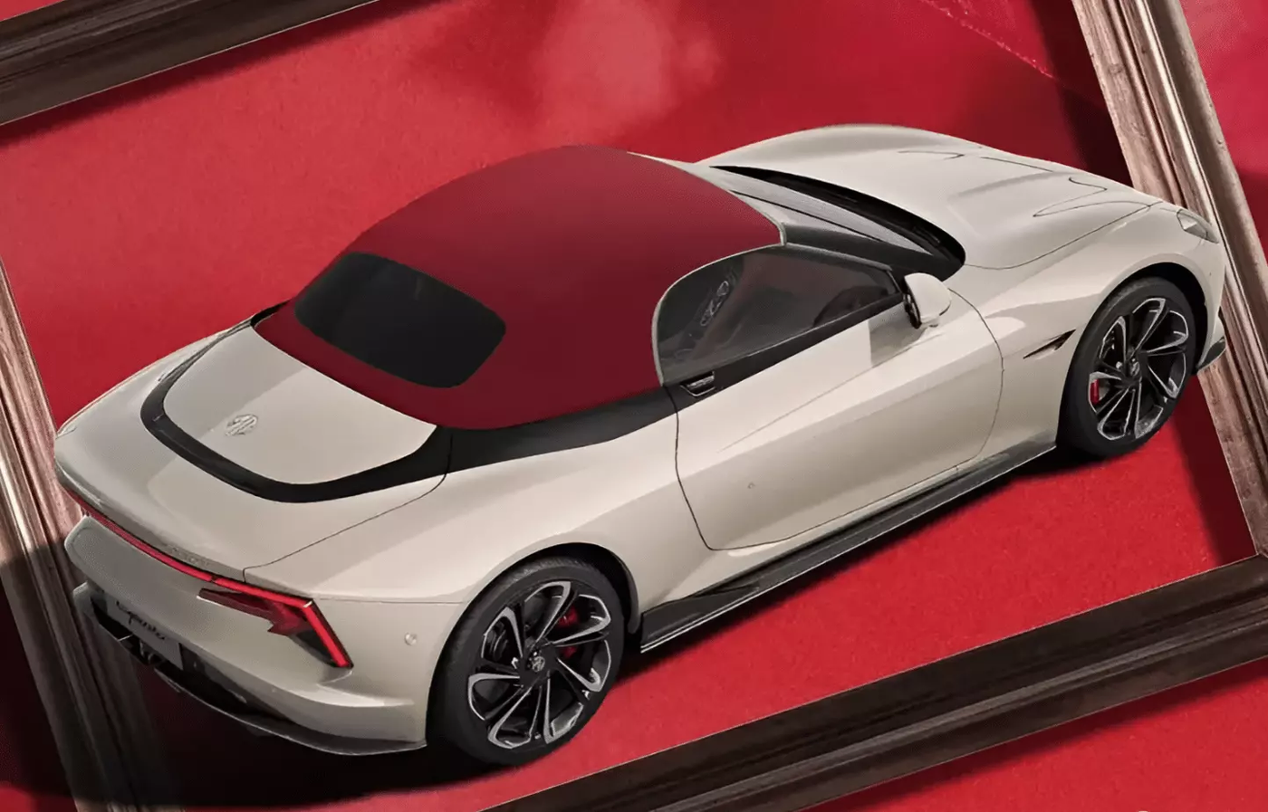 Спорткар MG Cyberster получил спецверсию Red Top Edition