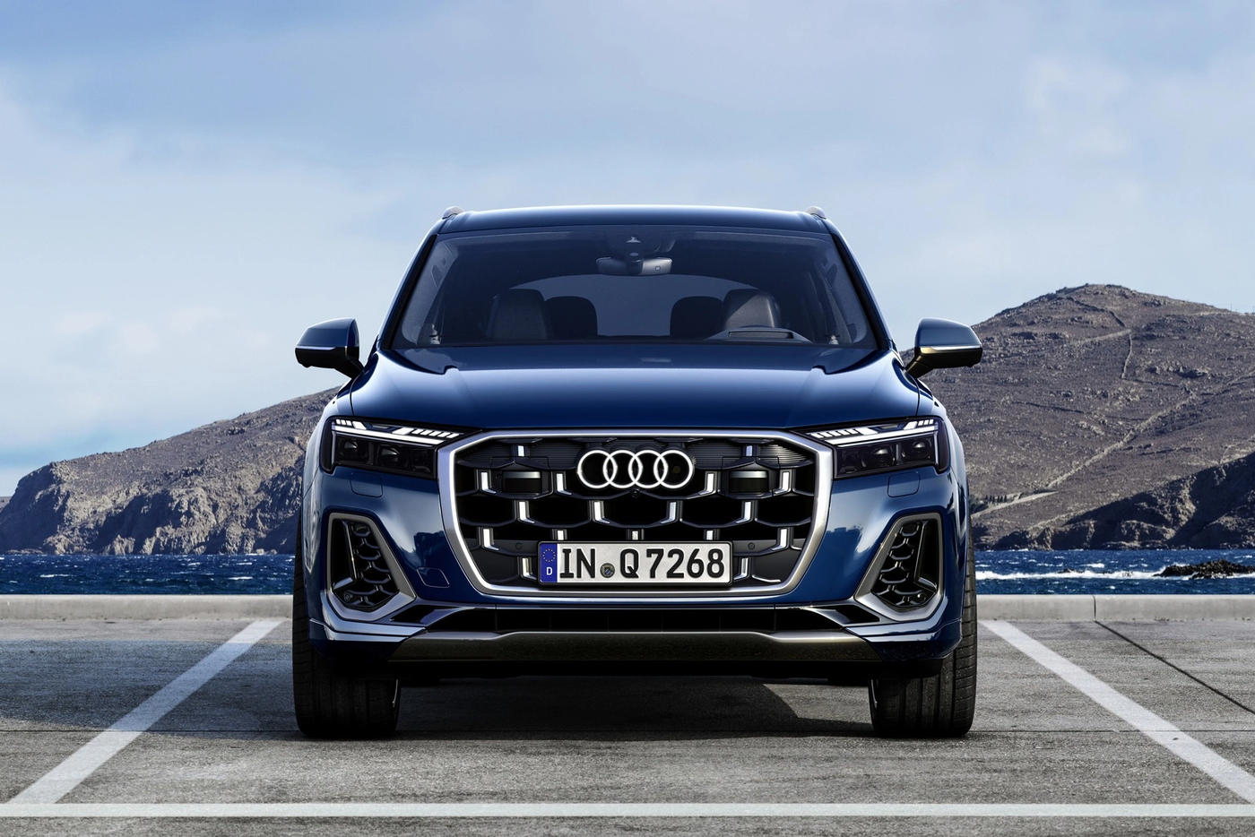 Со световыми эффектами: Audi во второй раз обновила кроссовер Q7