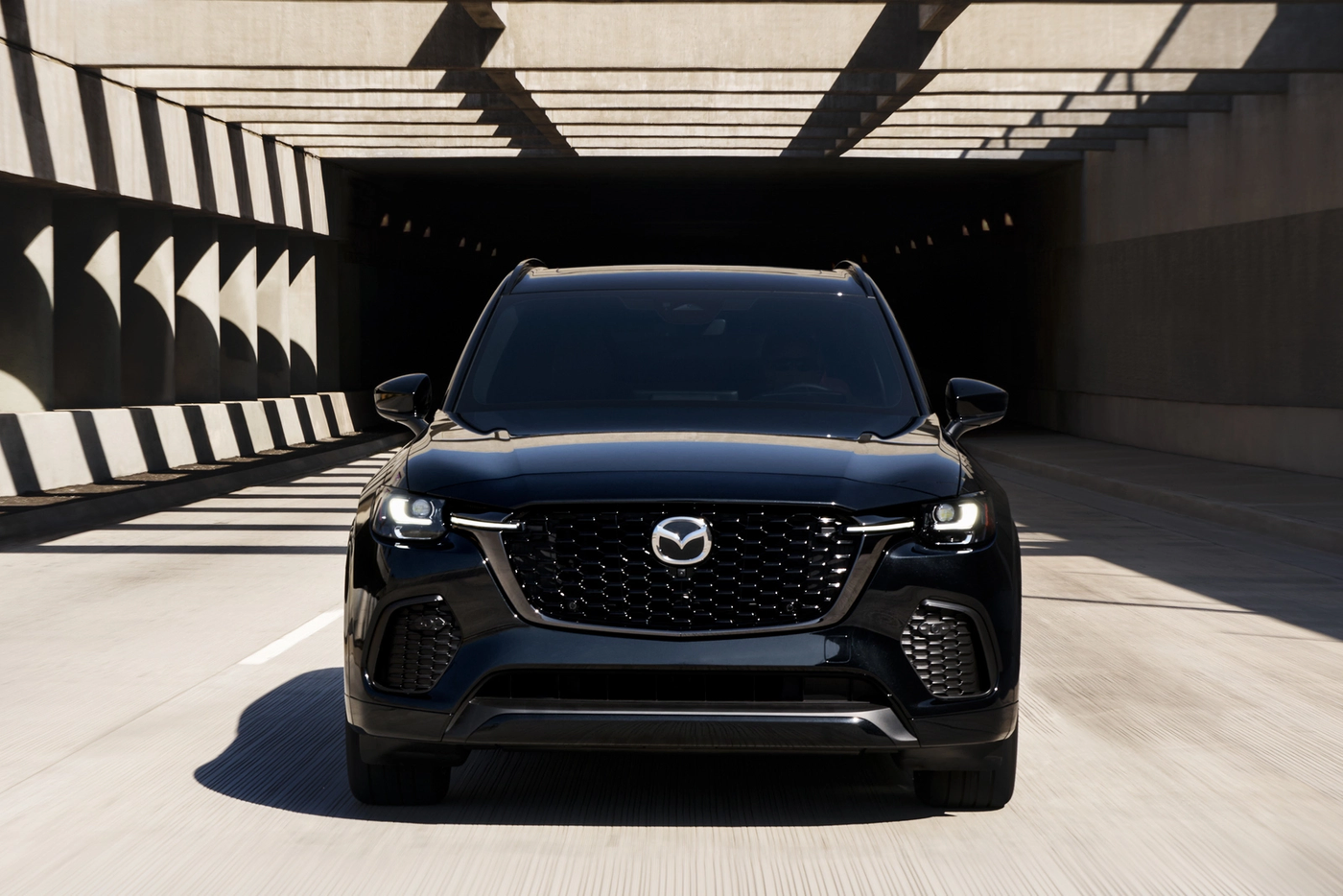 Новый кроссовер Mazda CX-70 оказался пятиместной версией CX-90