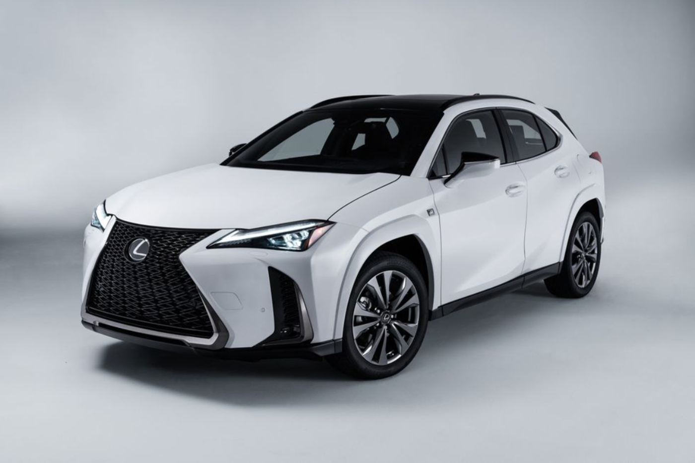 Lexus объявил цены на обновленный внедорожник 2025 года