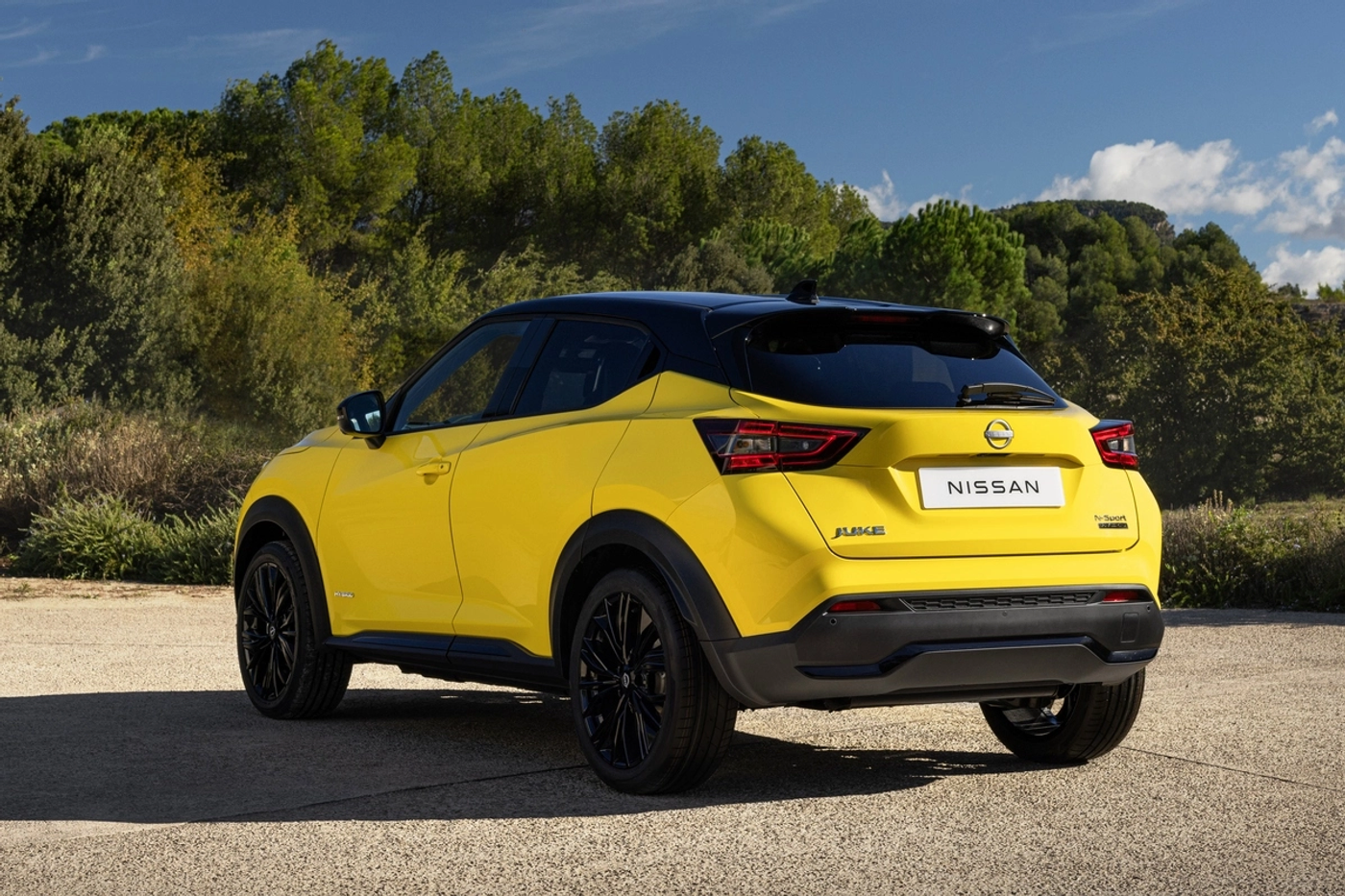 Nissan представила обновленный кроссовер Juke