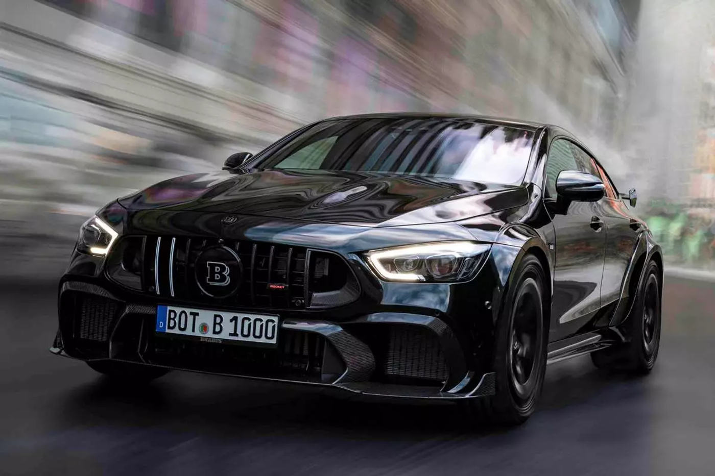 Brabus представила свой первый 1000-сильный автомобиль