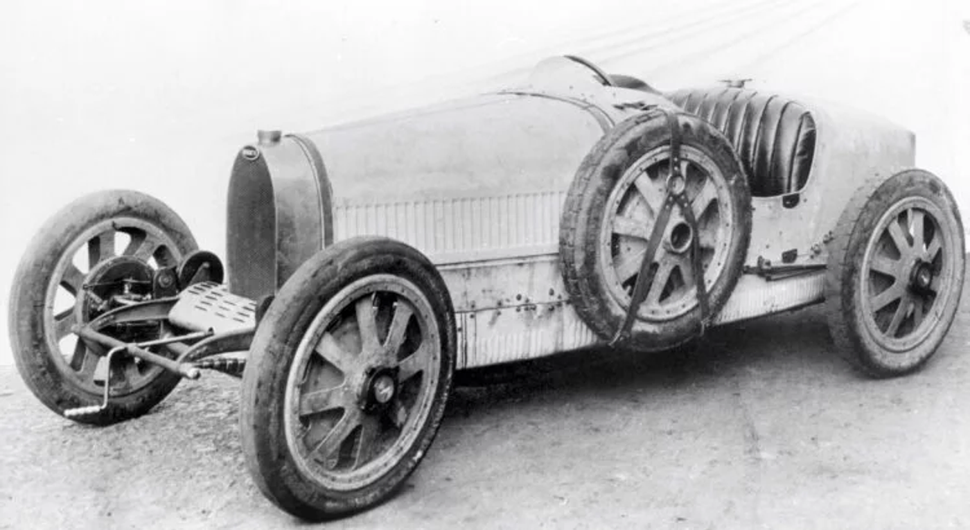 Легендарный Bugatti Type 35 отмечает свое 100-летие