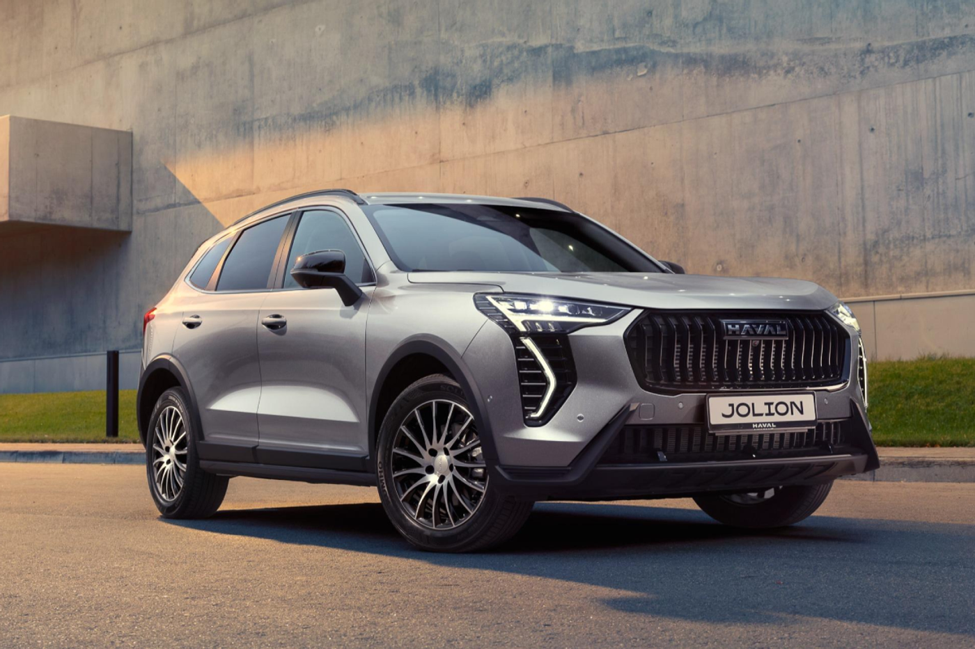 Обновленный Haval Jolion: эффектные дополнения и выгодные цены