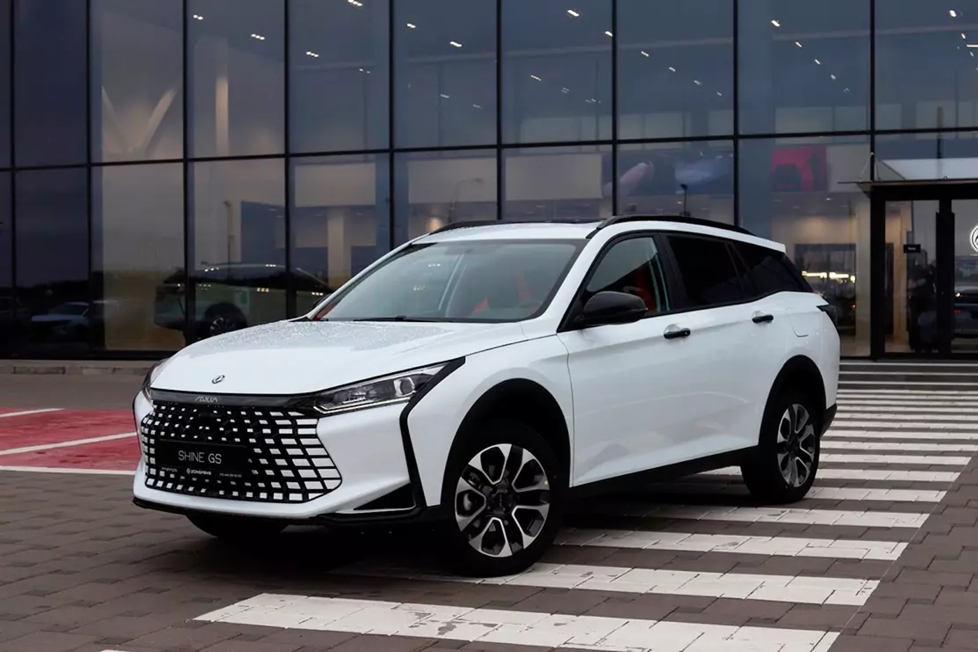 Shine GS 2024 модельного года: теперь с заводской тонировкой