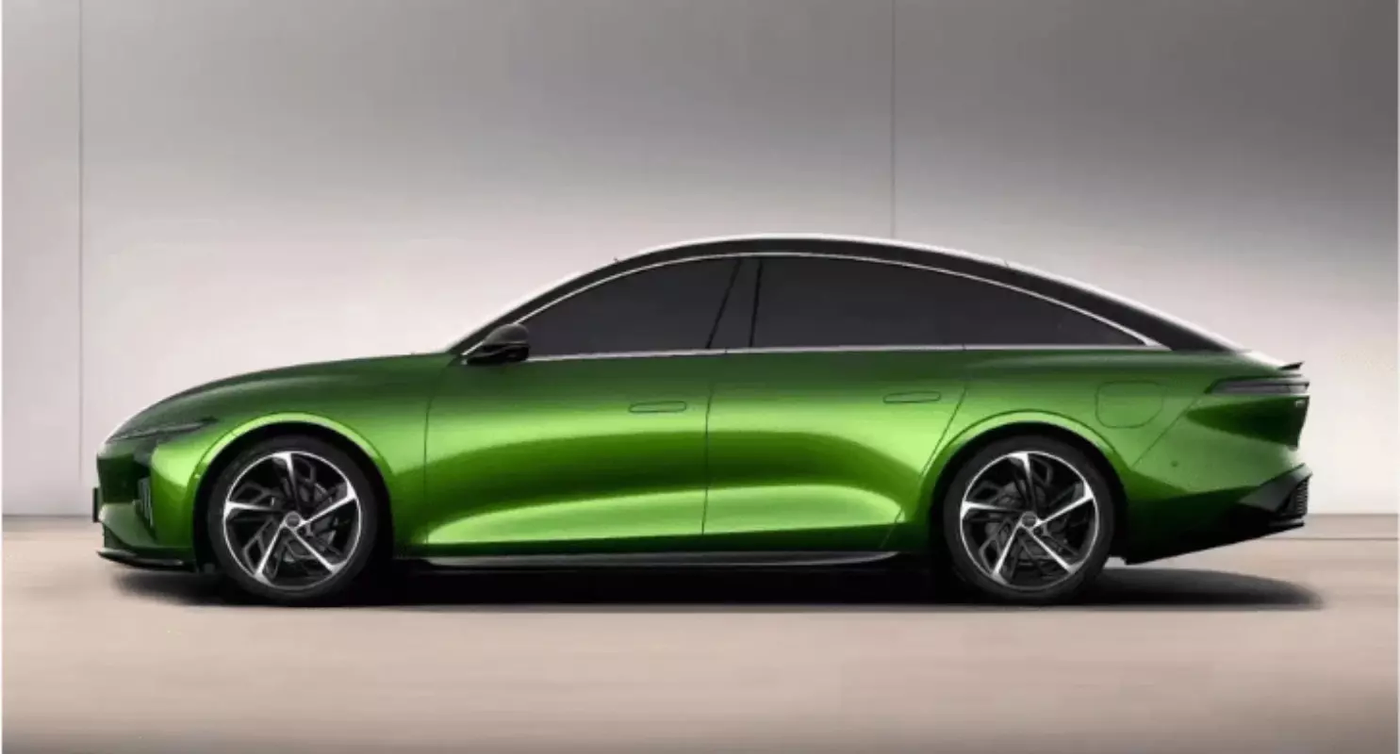 Dongfeng анонсировала седан Xinghai S7