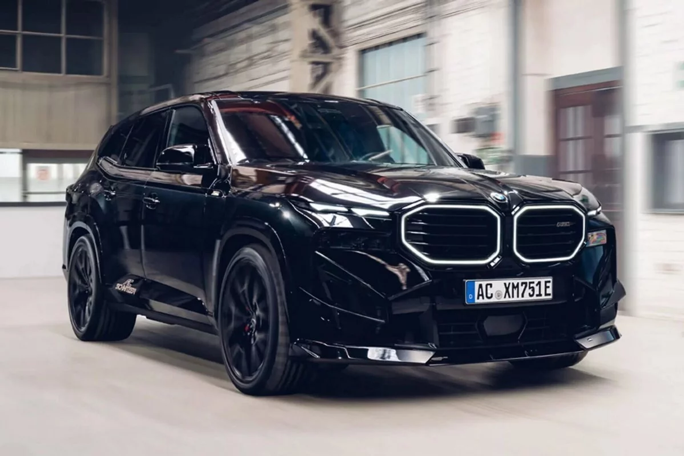Бюро AC Schnitzer сделало кроссовер BMW XM еще мощнее