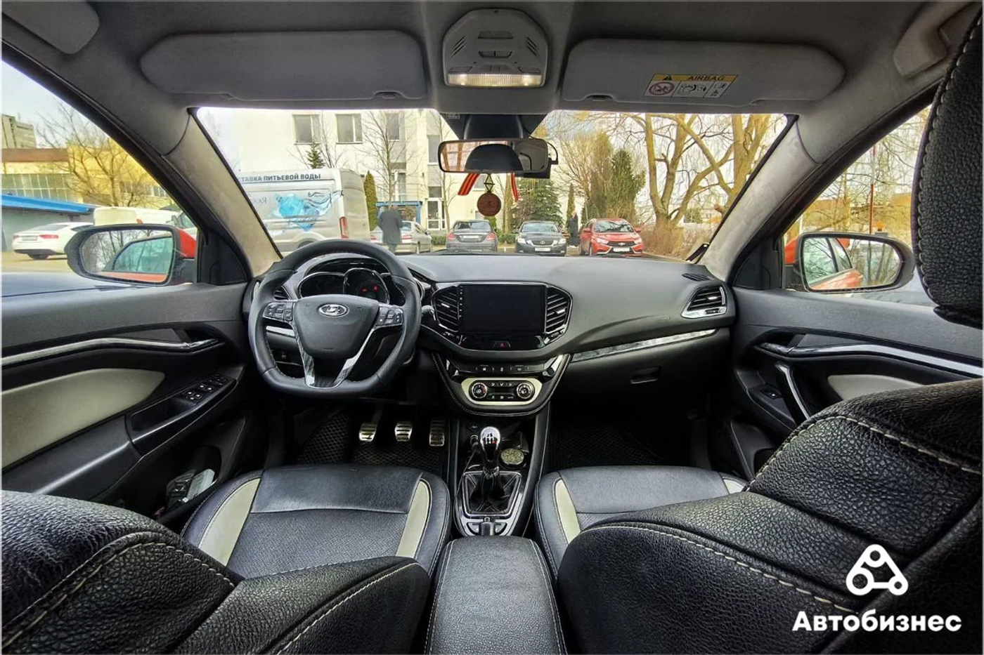 Передняя панель Lada Vesta Cross