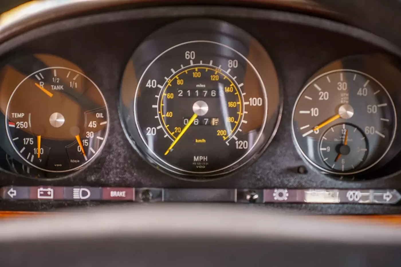Mercedes-Benz 300SD 1979 года был продан на аукционе за $4400