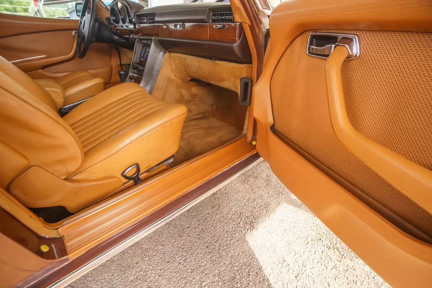 Mercedes-Benz 300SD 1979 года был продан на аукционе за $4400