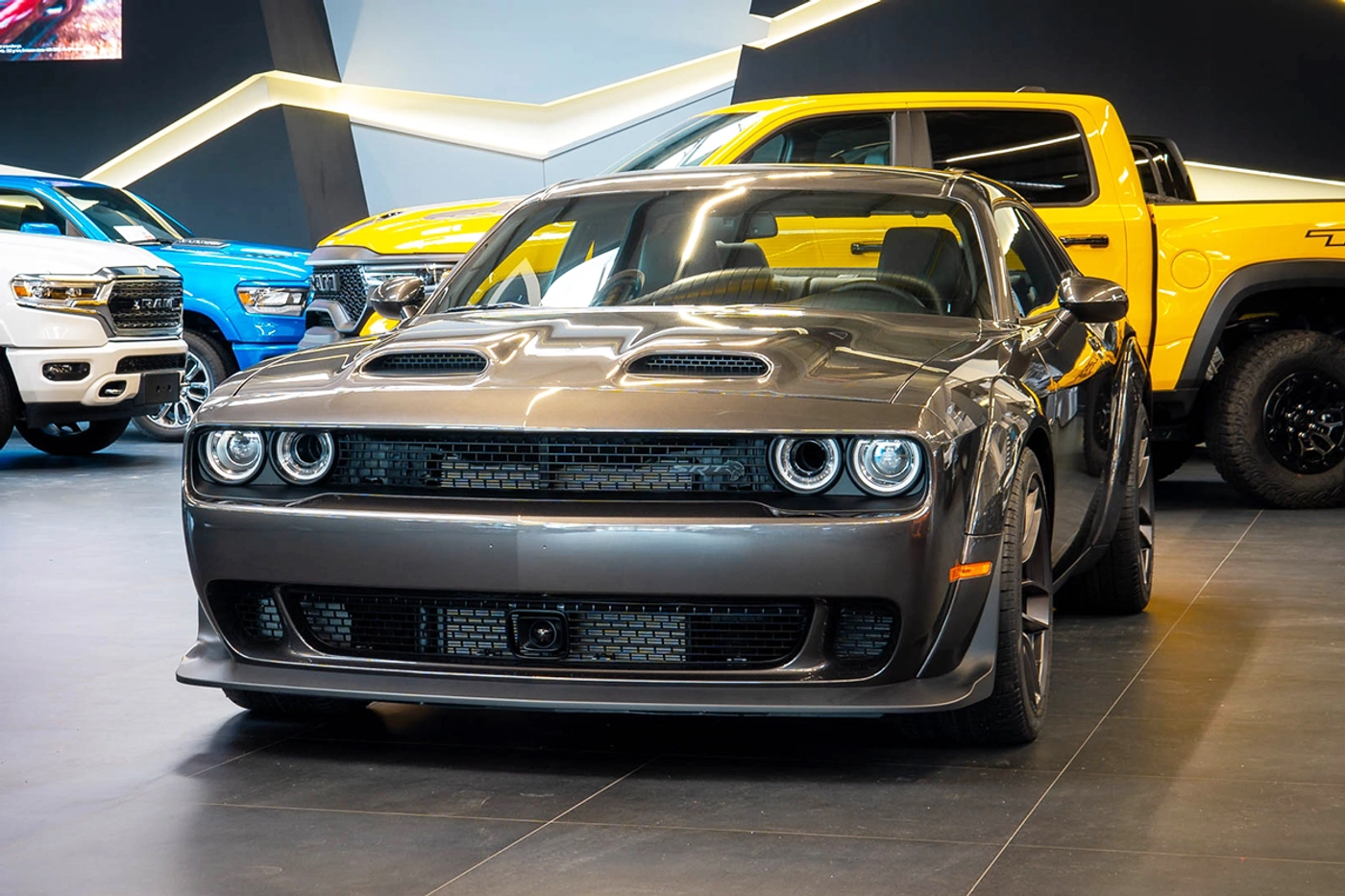 Dodge Challenger удостоился звания самого красивого маслкара XXI века