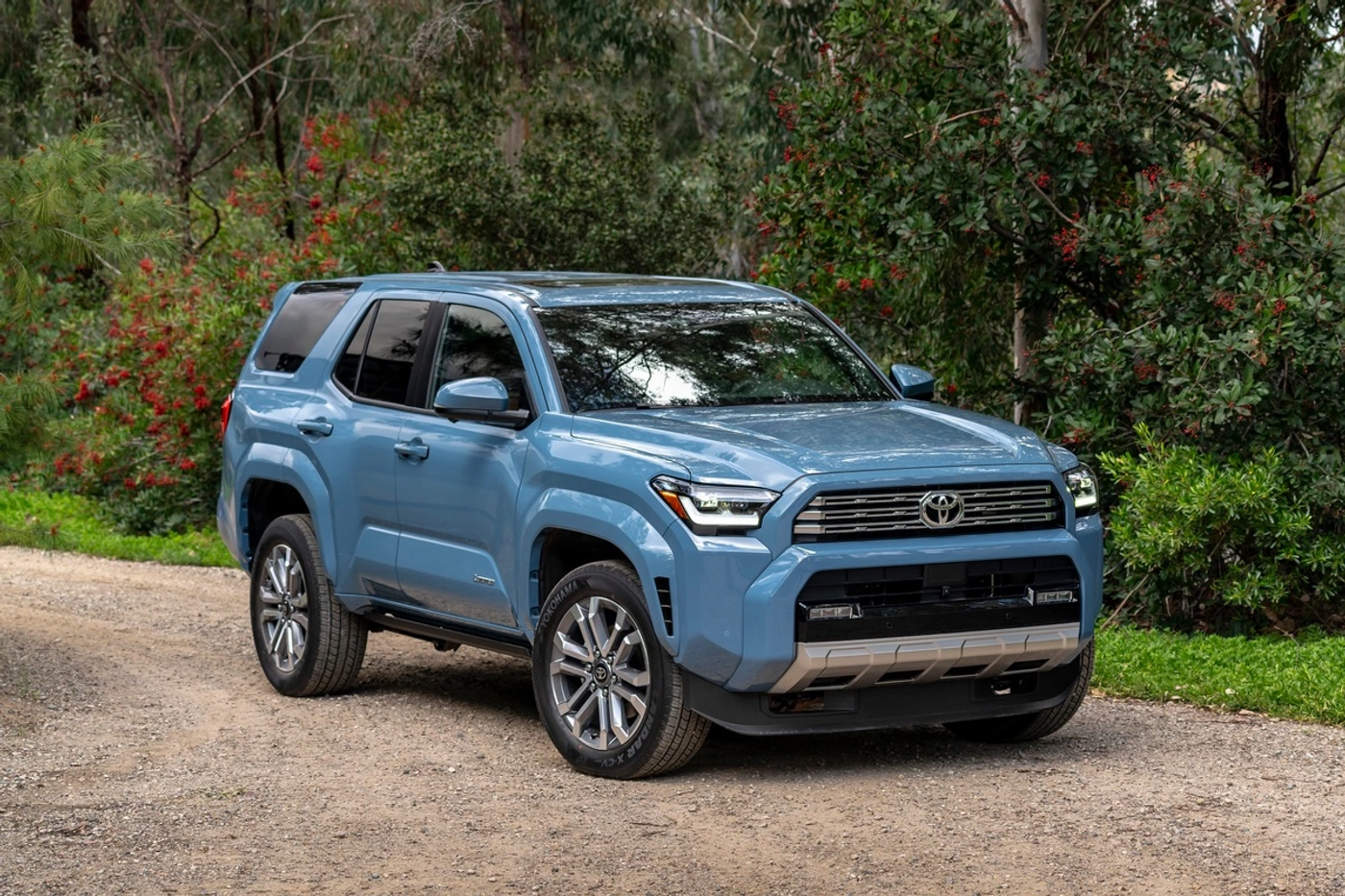 На два цилиндра меньше: знакомимся с рамным Toyota 4Runner нового поколения