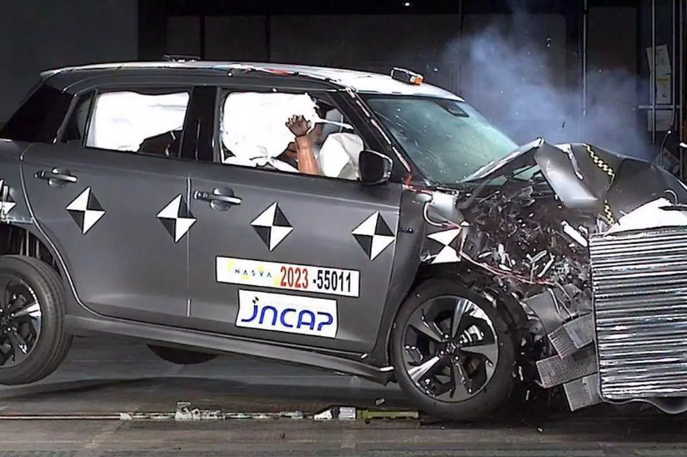 Новый Suzuki Swift получил четыре звезды на краш-тестах NCAP в Японии