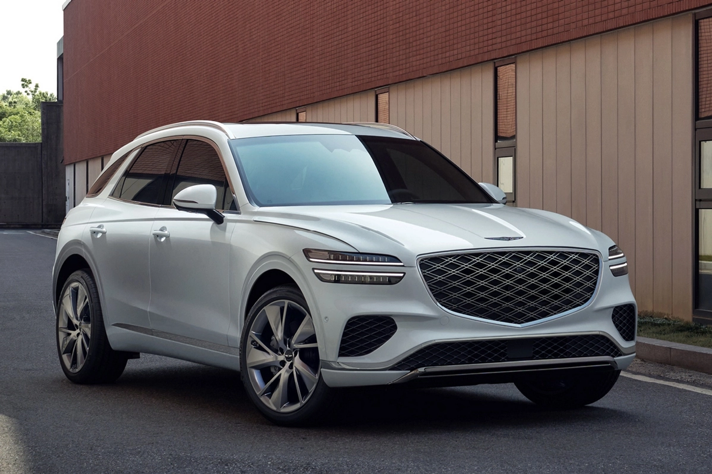В Корее показан обновленный кроссовер Genesis GV70
