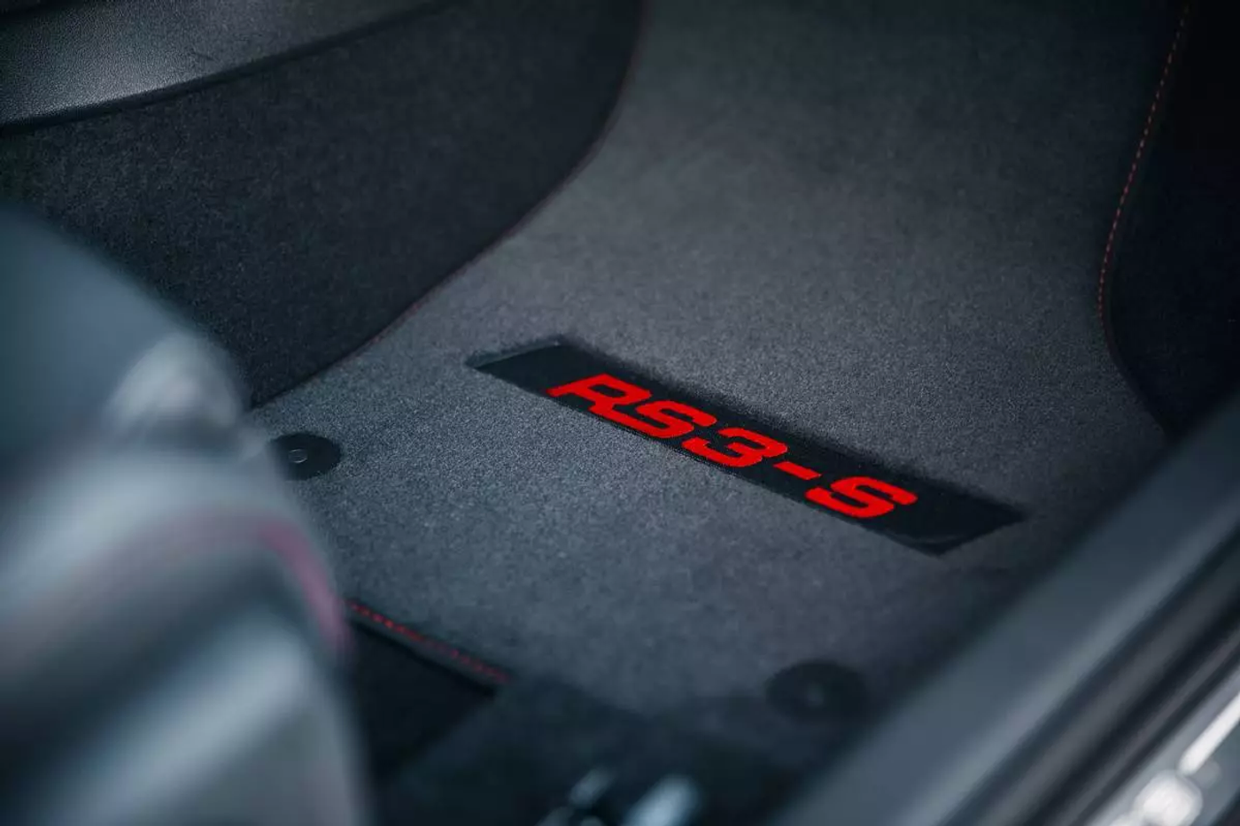 Ателье ABT навело марафет и форсировало Audi RS3